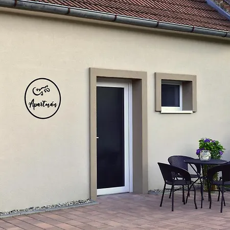 Apartman Mloci Udoli • Podyji Znojmo Esterno foto